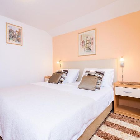 Apartman Neve Дубровник Екстериор снимка